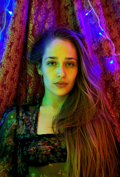 hermione:  Jemima Kirke photographed by Frances Tulk-Hart 