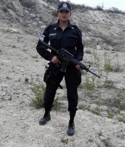 latinashunter:  Sexy Latina Police Officer.