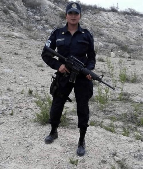 Porn Pics latinashunter:  Sexy Latina Police Officer.