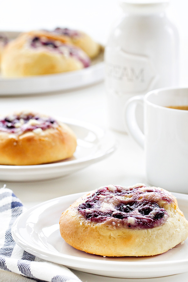 guardians-of-the-food:  Blueberry Cream Cheese Kolaches