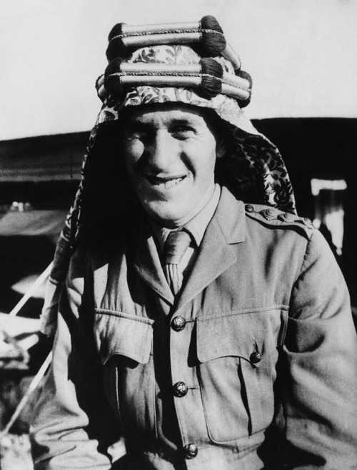 hjmarseille:T.E. Lawrence in Arab robes, photographed by Captain R.G. Goslett.Photo &amp; captio