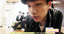 kehleyz:  vixx showing off their baby pictures ◕‿◕ 