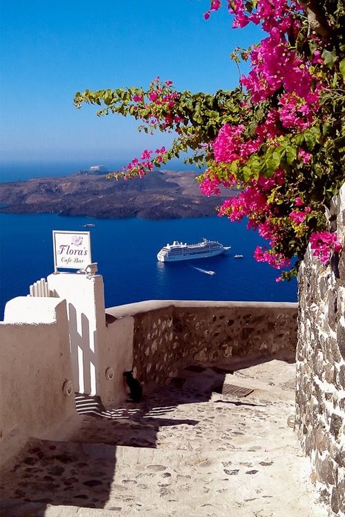 Santorini - Greece For Summer!!For more fashion and beauty pictures follow my blog ♔stunningsexyrich