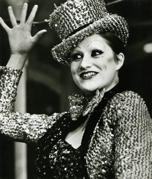 nell campbell