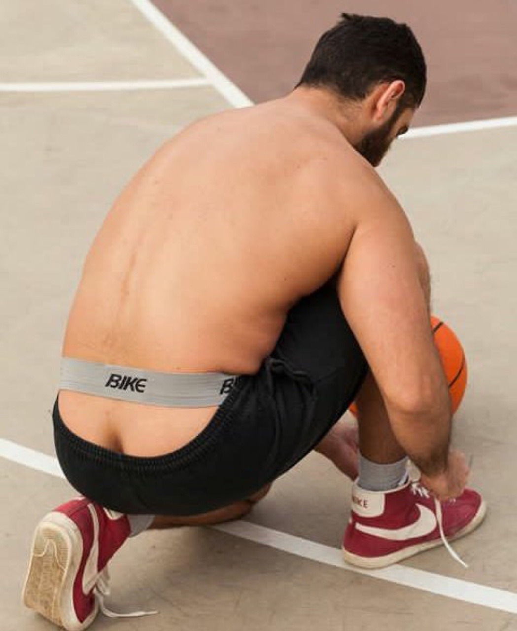 CLICK TO ENTER OUR $500 JOCKSTRAP GIVEAWAY