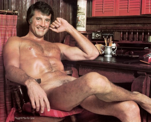 archivedeathdrive: Lyle Waggoner in Playgirl, June 1973