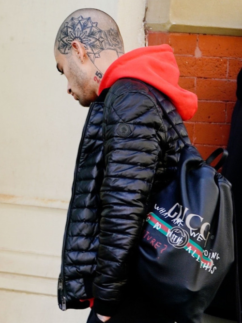 fyeahzaynmalik:Zayn out in NYC - 04/30