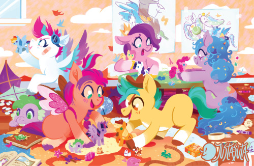 justasuta:Just putting it out there…I’ve got some MLP merch, including of our new G5 friends~ ;D Ets