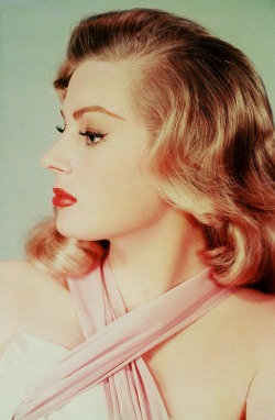 rockabilly-psychobilly:  mes-perles-blanches:  fawnvelveteen:  Portrait of Anita Ekberg 1950’s  Retro//Indie//Vintage Blog ❁   [rockabilly, pinup, vintage, psychobilly]