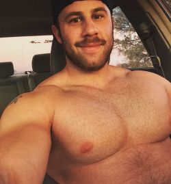 bigmalepecs:  Zach Christie (@zachchristie_official)