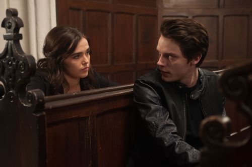 dimka-roza-belikov:  Because I know HOW HARD it is to actually find HQ Stills, I will now post some - maybe others can make great edits of the pics.  Click on the pic for the HQ version 