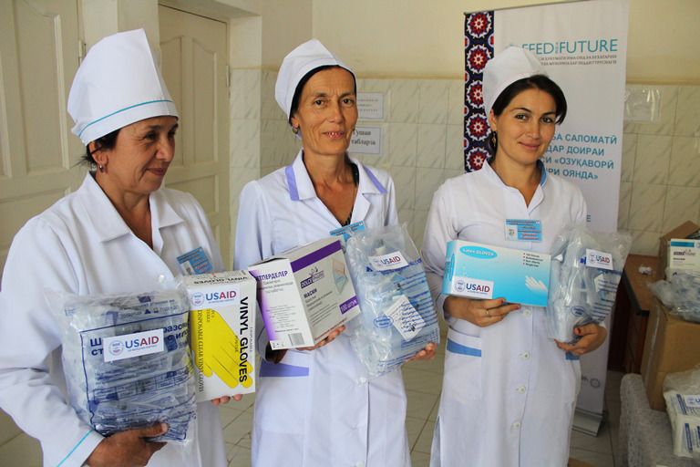 Disposables Are Indispensable Imagine trying to deliver a baby without clean gloves. Or vaccinating a newborn without a sterile needle.
[[MORE]]Three health workers at a maternity hospital in the Sharituz district of Tajikistan accept disposable...