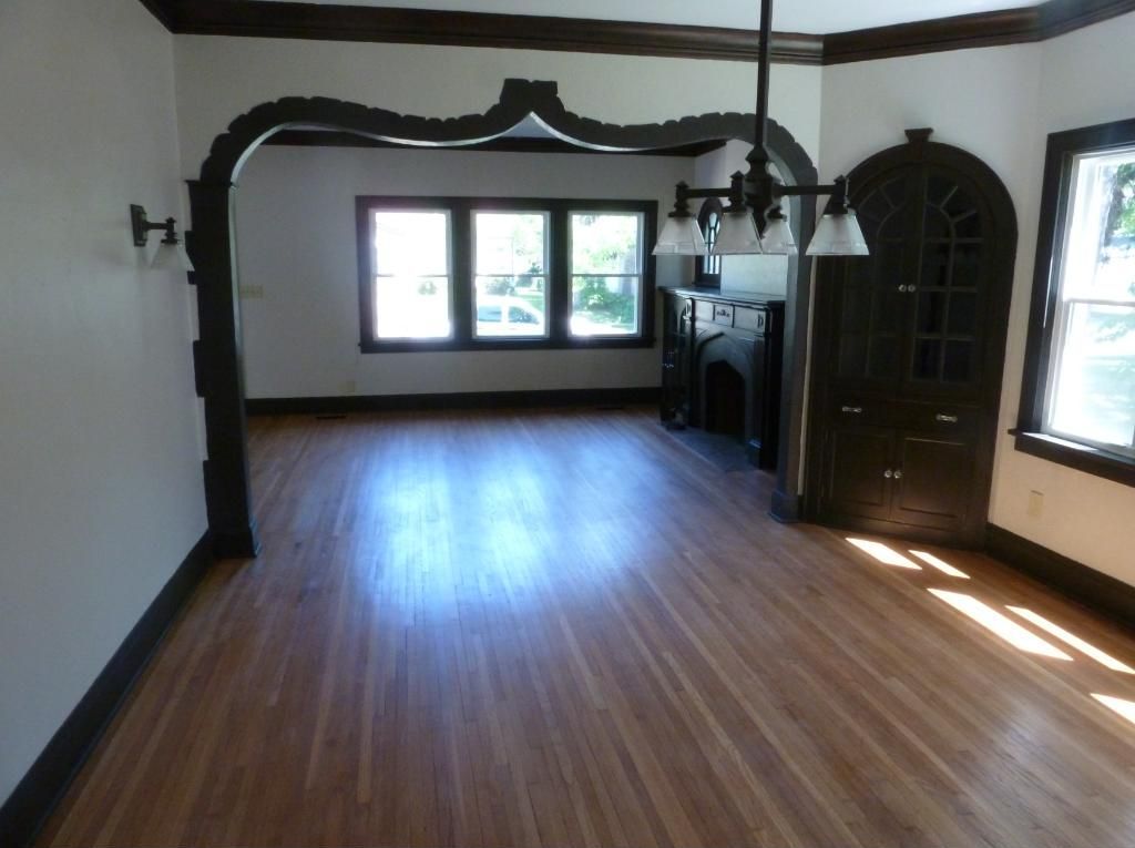househunting: $259,900/5 br 3400 sq ft Minneapolis, MN  It looks like it started
