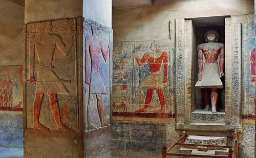 False door with a statue of Mereruka in his mastaba.