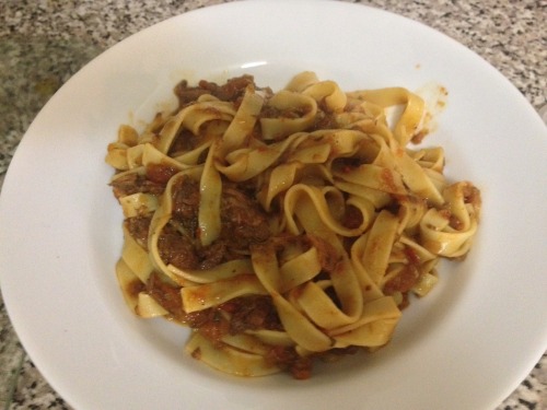 Ragu with Tagliatelle Ingredients: 1kg mince beef 4 rashers smoked back bacon 1 onion 2 large carrot