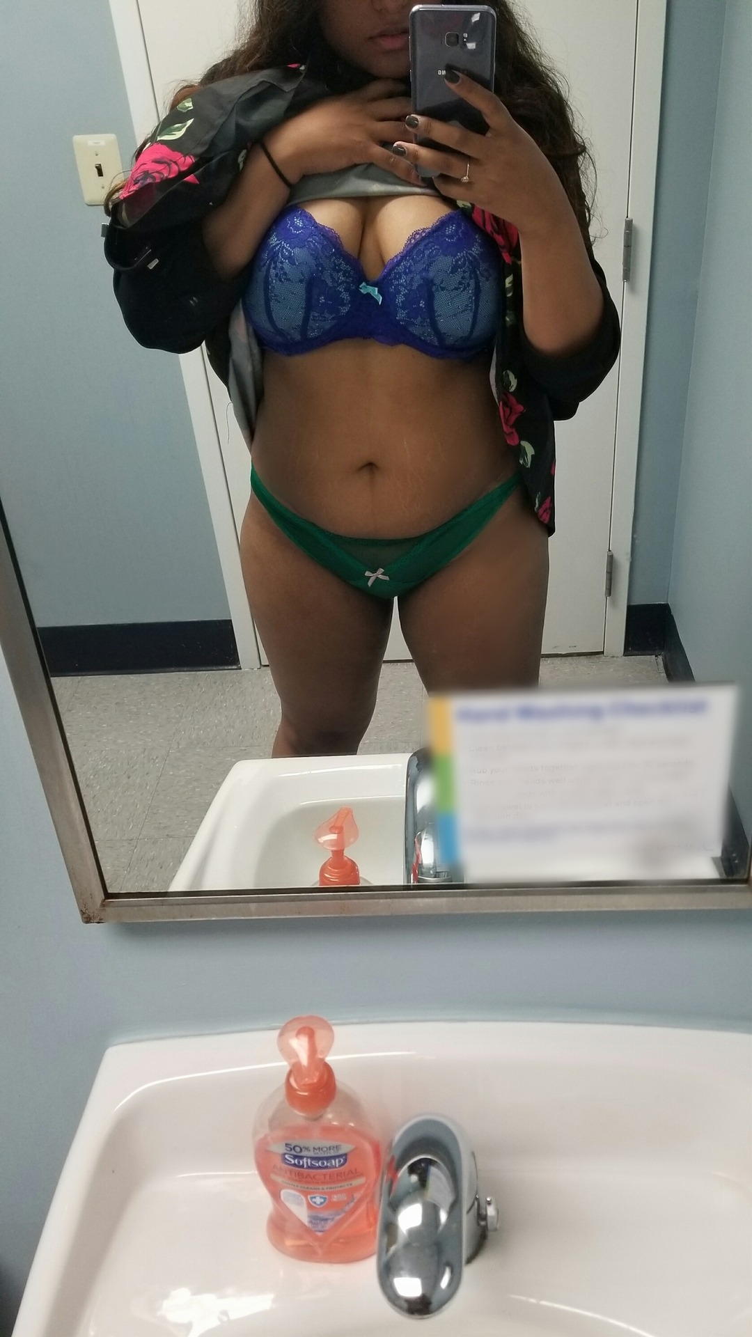 midnightsexcapades: Boy oh boy has today been busy.   I’m all mismatched but I