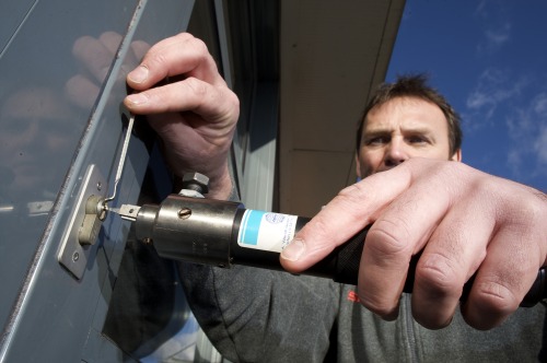 Locksmithtus caloosa                       The best thing one can do is to place  oneself in the hands of a competent company like locksmithtuscaloosa, rather  than an individual locksmith. locksmithtuscaloosa are one of the finest  locksmithing