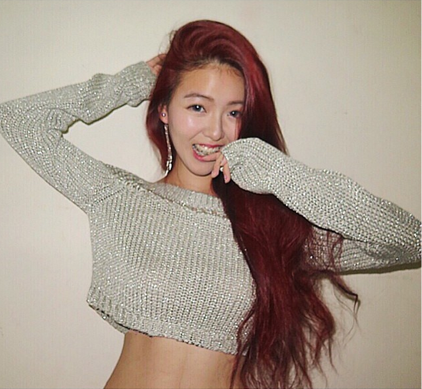 sggirlsboleh2:  sgsweeties:    Follow @sgsweeties for more!!!    What a SYT!