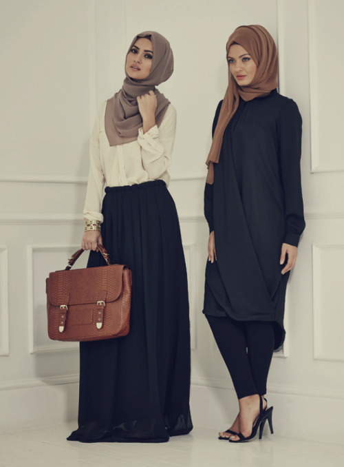 muslimwomenwearclothestoo:  muslimwomenwearclothestoo.tumblr.com/