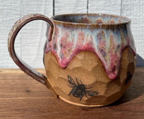 sosuperawesome:Danielle Hohrein Ceramics on Etsy