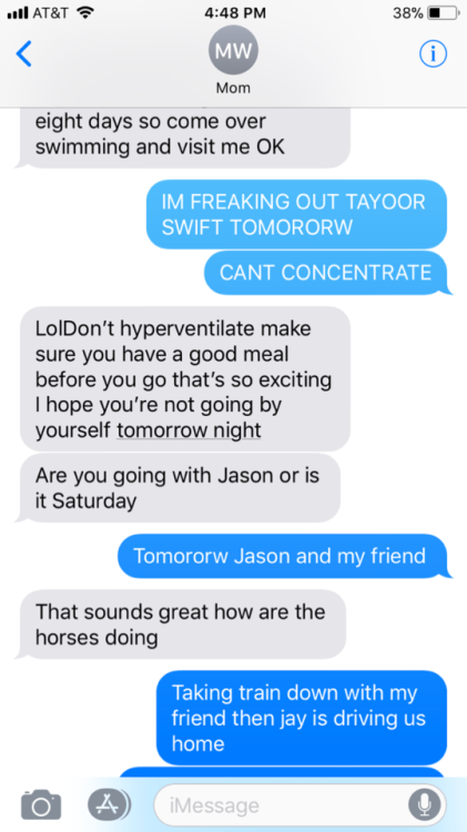 phillyreptour: Lol my mom knows I’m freaking out @taylorswift @taylornation