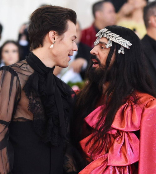 harrystylesdaily:Harry Styles with Alessandro Michele at the MET Gala: Notes on Camp - May 6