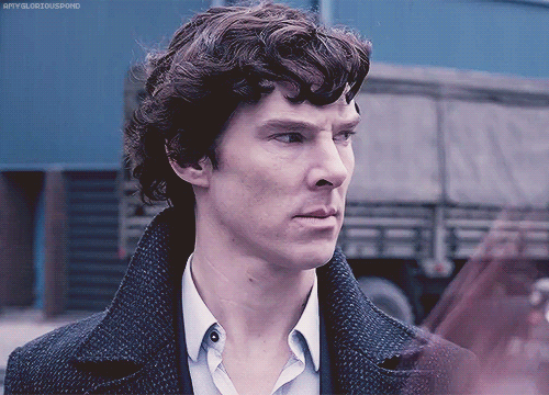 amygloriouspond:  Sherlock + his military kink