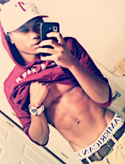 baitonsight:  (Quezz)🍭 Request 🍉💦💦💦💦 Can you ride thick thangs 😋💦🙊 