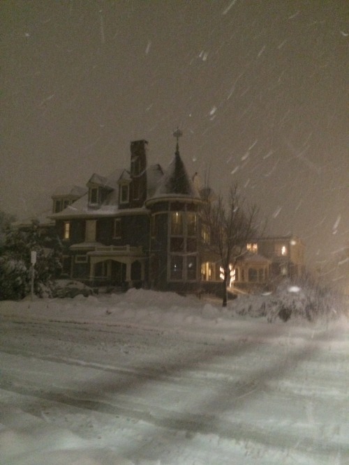 wunderlast: walkin through burlington vermont in a near blizzard with a belly full of whiskey looks 