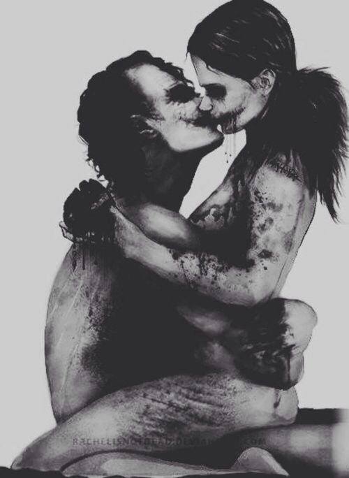 slobbering:  Joker Loves Harley by RomanceOfCrime (rachelisnotdead) <Artists on Tumblr> 
