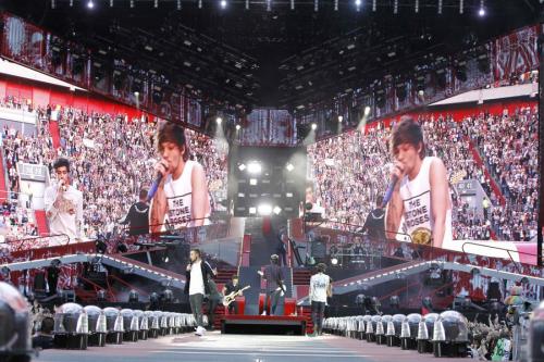 direct-news: The boys performing in Germany. 02/07/14