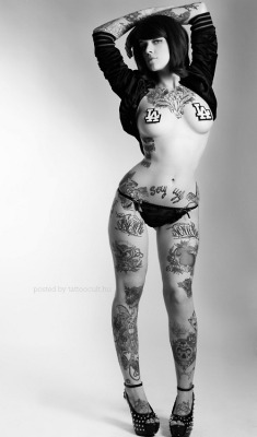 i-dream-of-inked-babes:  More @ http://i-dream-of-inked-babes.tumblr.com