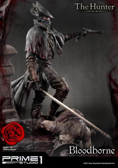 Porn haxanbelial:  The Hunter (Bloodborne) statue photos