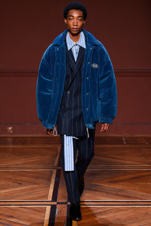 WOOYUNGMIFALL/WINTER 2018PARIS FASHION WEEK