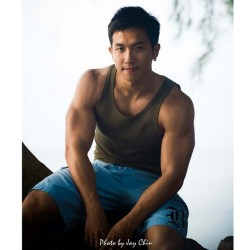 chinesemale:  I always remind myself to stay grounded and always never let success get ahead of me. #staytrue by hans_yung http://ift.tt/1rp0qNj