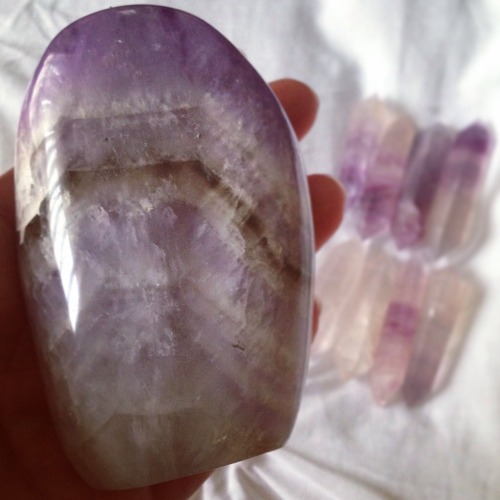 earthlyspirit: HUGE AMETHYST PIECE + LOADS OF DOUBLE TERMINATED FLUORITE POINTS YAY