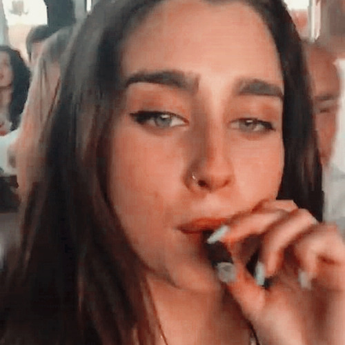 stripslaur: Lauren Jauregui Smoking [Random] Icons. like or reblog if you save, please