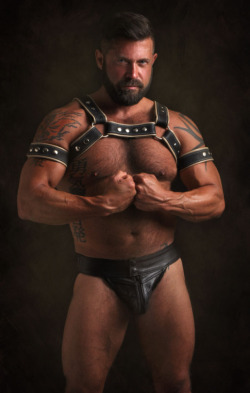 leatherarmysport:  #leatherarmysport