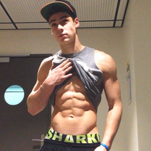 fuckyeahfuckstory: dem-kane-tho: yummaayboys: Like the hot douche you see? Find more of him here at