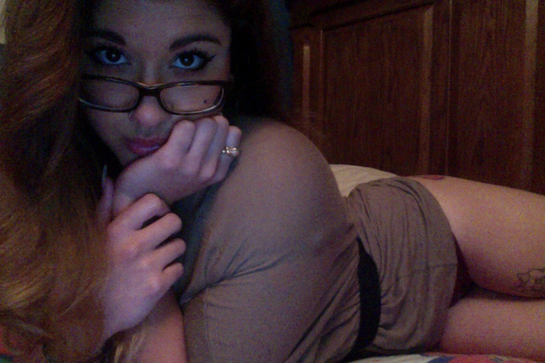 jadams0014:  makethatkittenpurr:  Really feeling myself tonight hehe   Sweet doll