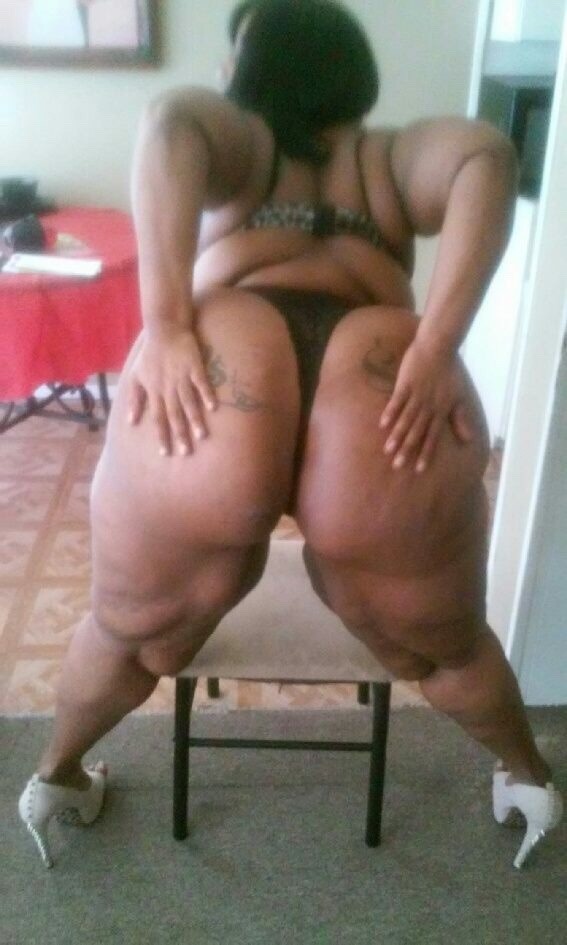 jovante95:  curvywomanlova:  Ms Char Sexy mf ass🎟💯💦🌹💦💯🎟 Admin