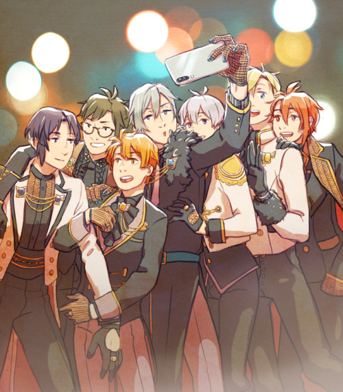 happy 5th anniversary, i7! ✨