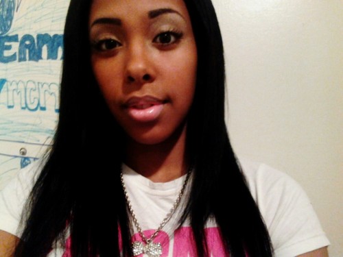 tru-lex:  Earlier.  Them lips though ; )