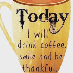 soulmatepsychic:  Happy Sunday!  Start your week with a prayer and meditation. Appreciate the little things in your life, attracting positive energy and love in abundance.   #goodmorning #positivequote #abundance #weightloss #lordsday #sunrise #fitness