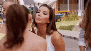 When Latinos meet for the first time