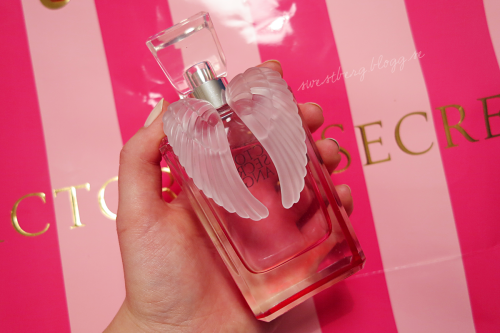 love-roksana:  Click here for girly.summer.pink.celebs.fashion blog ♡