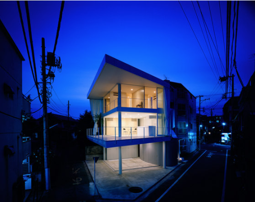 CURTAIN WALL HOUSETokyo, Japan1995By Shigeru Ban ArchitectsThe client of this house has long enjoyed