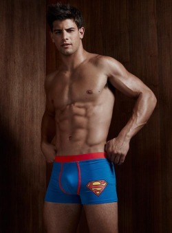 gaysupermanseeker:  menofdccomics:  Frankly Cammarata in Superman underwear.  Holy super undies