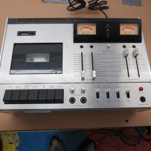 cassetteplayers:  Vintage Harman Kardon HK2000 Cassette Deck Player / Recorder. This is a nice vintage unit…lots of potential.  It plays, but speed is not consistent, needs a tune-up.  New belts installed recently but that has not totally resolved