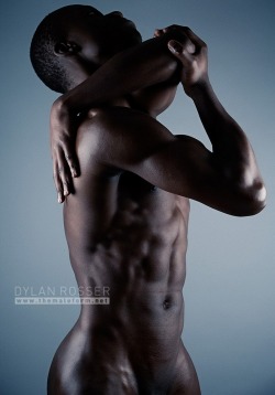 vispreeve:  DYLAN ROSSER Photography | www.themaleform.net